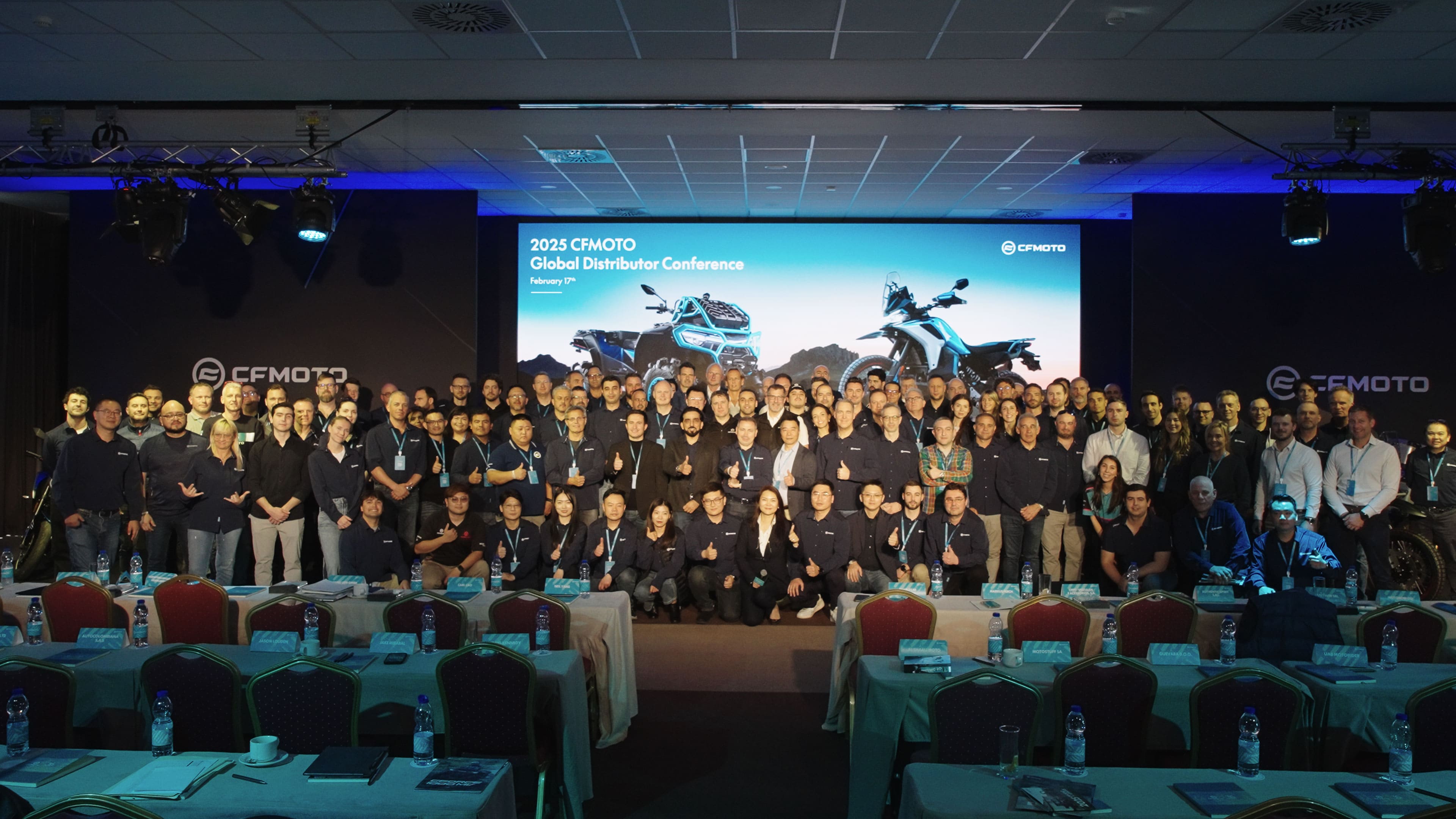 UMA, ''DISTRIBUTOR OF THE YEAR'' �d�l�ne Lay�k G�r�ld�!